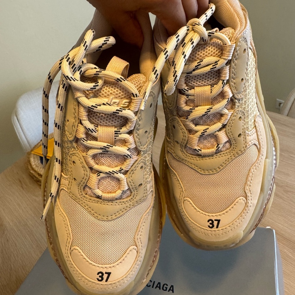 Balenciaga Cream and Tan Sneakers - Picture 13 of 14